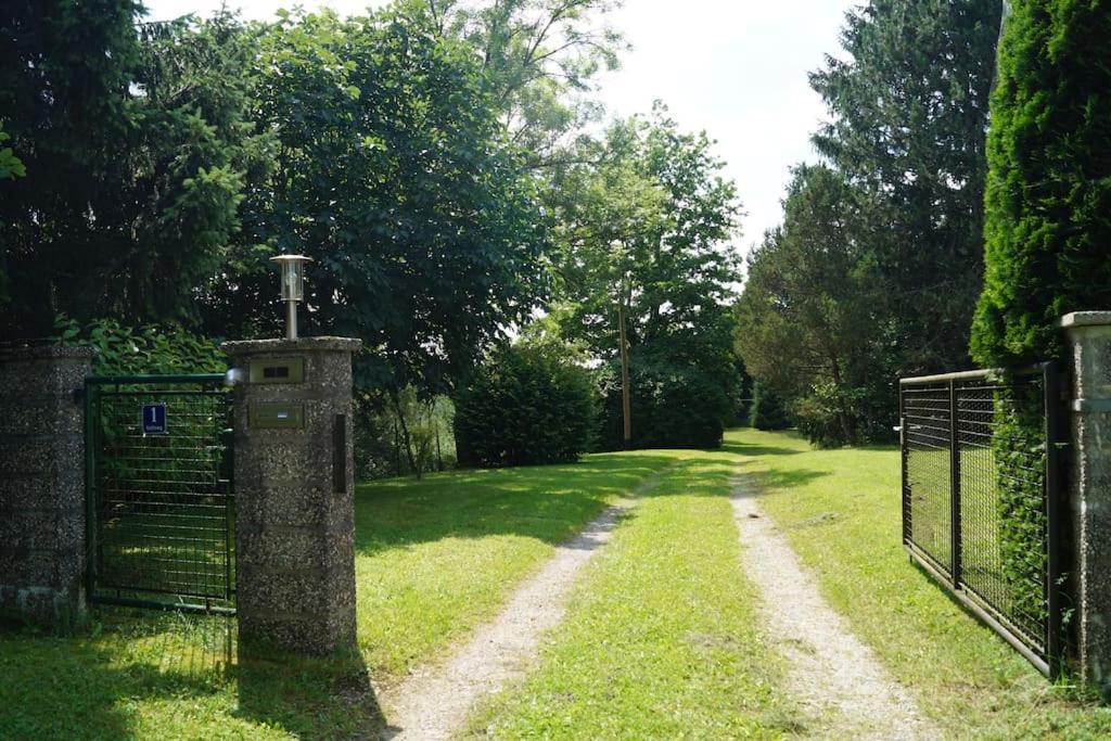 Idylisches Cottage Mit Reh Worthsee Extérieur photo