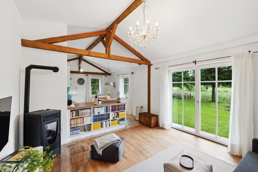 Idylisches Cottage Mit Reh Worthsee Extérieur photo